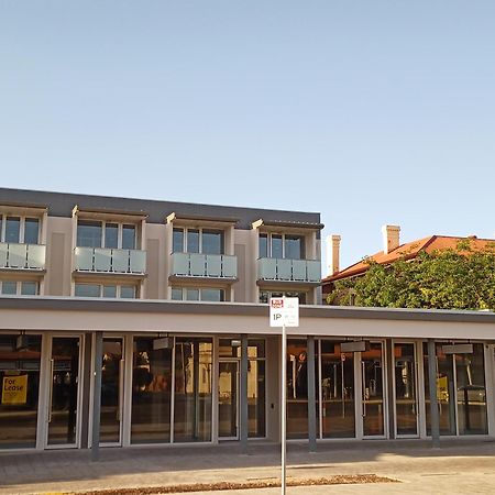 Semaphore Splash Apartments Port Adelaide Zewnętrze zdjęcie